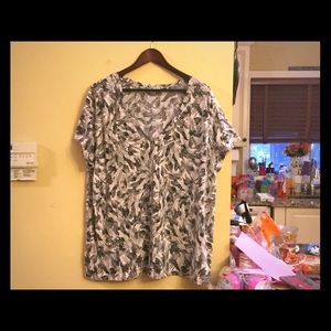 Ava and Viva pretty top